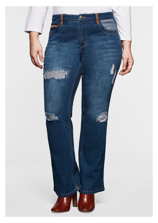 Stilingi Sheego džinsai su plėšymo efektais