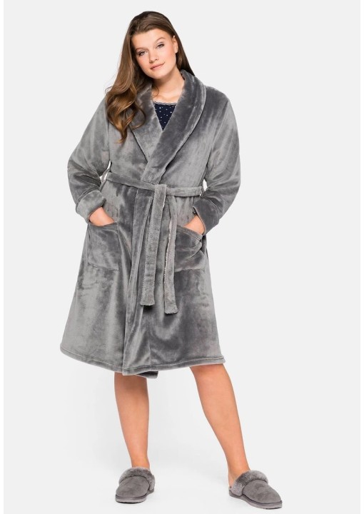 Šiltas ir švelnus Sheego chalatas