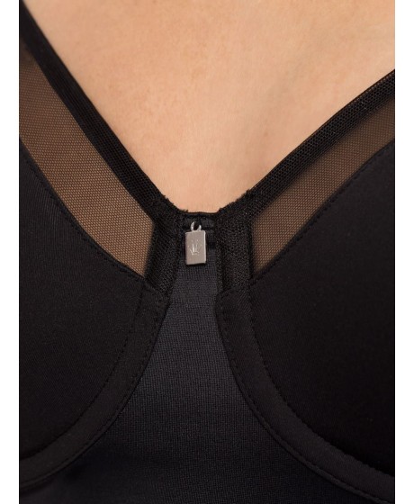 Triumph True Shape Sensation BSW formuojanti glaustinukė