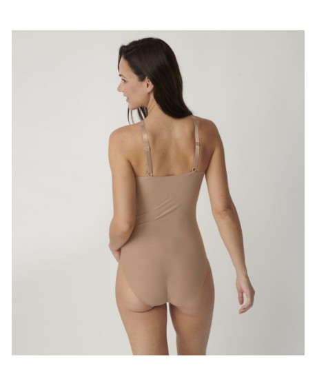 Triumph True Shape Sensation BS formuojanti glaustinukė