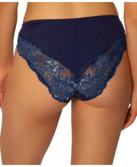 Triumph Amourette Charm Tai D