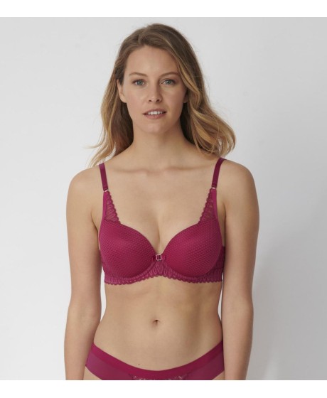 Triumph Aura Spotlight WHP