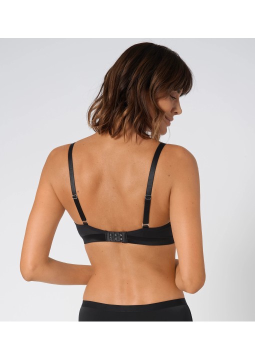 Triumph Aura Spotlight W