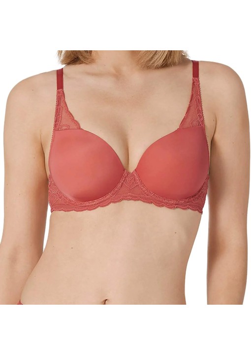 Triumph Amourette Spotlight WHP 0047