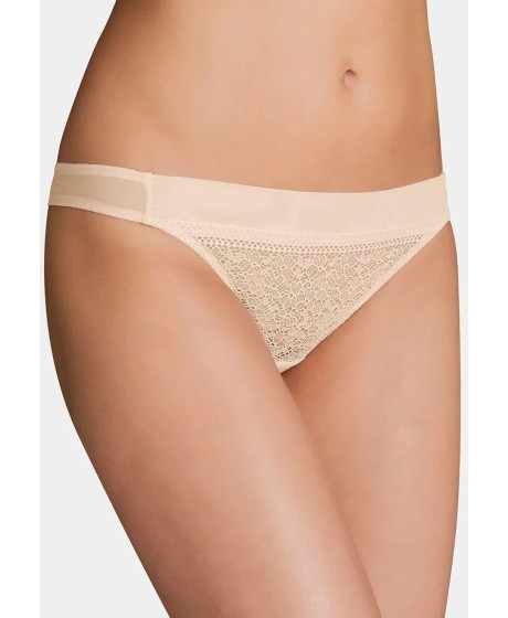 Triumph Tete-a-tete Spotlight String 00NZ