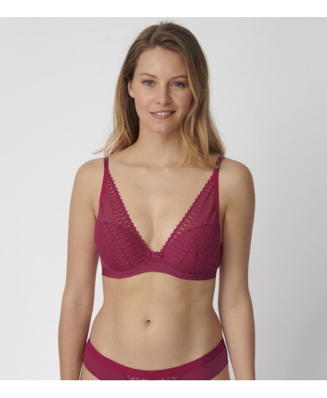 Triumph Aura Spotlight WP