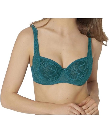 Triumph Amourette Charm WHP02