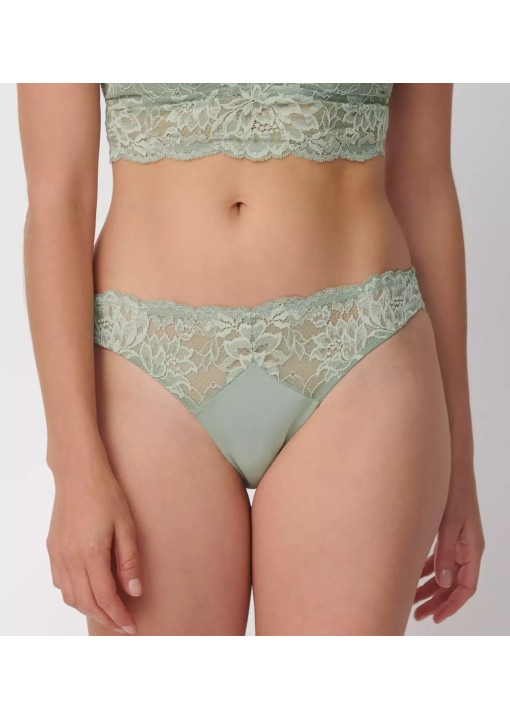 Triumph Amourette Charm Pure Brazilian