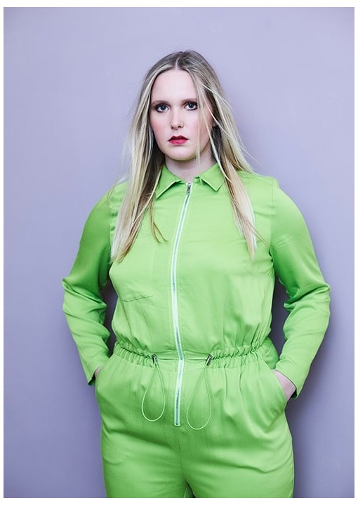 Ryškus Sheego by Miyabi Kawai viskozės kombinezonas