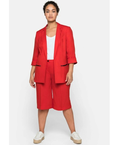 Ryškus Sheego švarkas