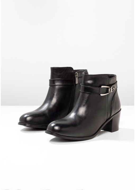 Natūralios odos Sheego pusbačiai