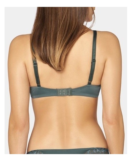 TRIUMPH AMOURETTE CHARM W