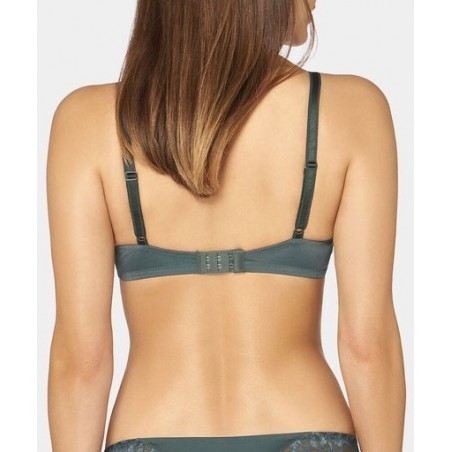 TRIUMPH AMOURETTE CHARM W