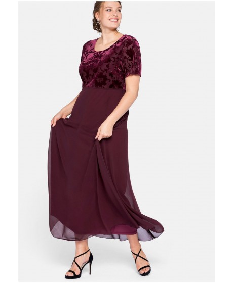 Ilga Sheego suknelė