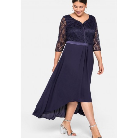 Moteriška ir elegantiška Sheego suknelė