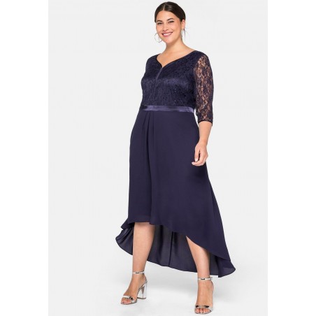 Moteriška ir elegantiška Sheego suknelė