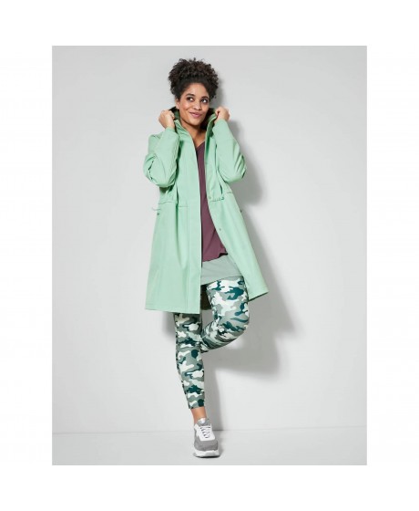 Sportinio stiliaus "Janet & Joyce" striukė