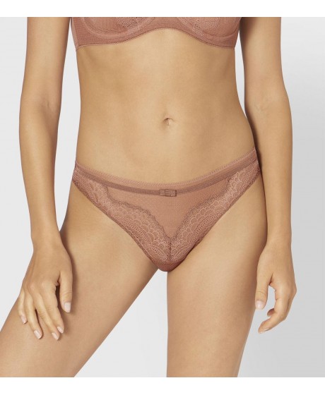 TRIUMPH Beauty-Full Darling String
