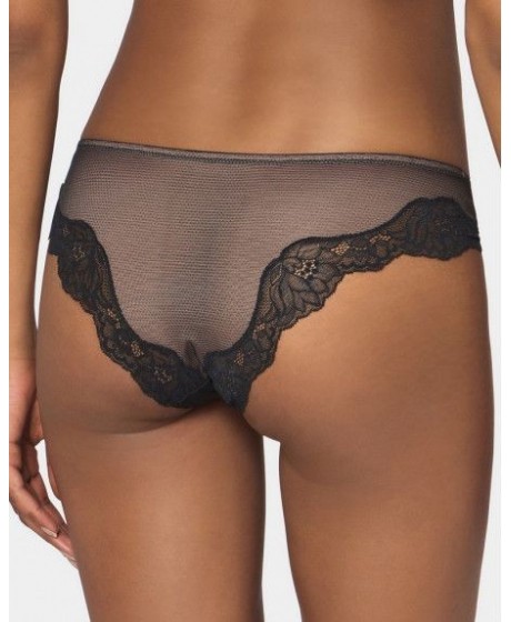 TRIUMPH AMOURETTE CHARM BRAZILIAN BLACK