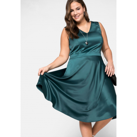 Sheego satininė suknelė