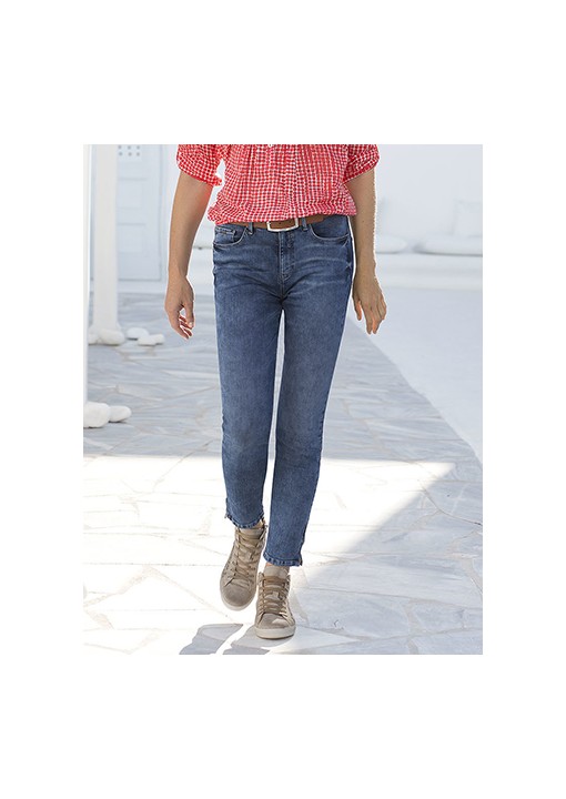 H.I.S. džinsai su siuvinėta kišenes ir aukštesniu liemeniu